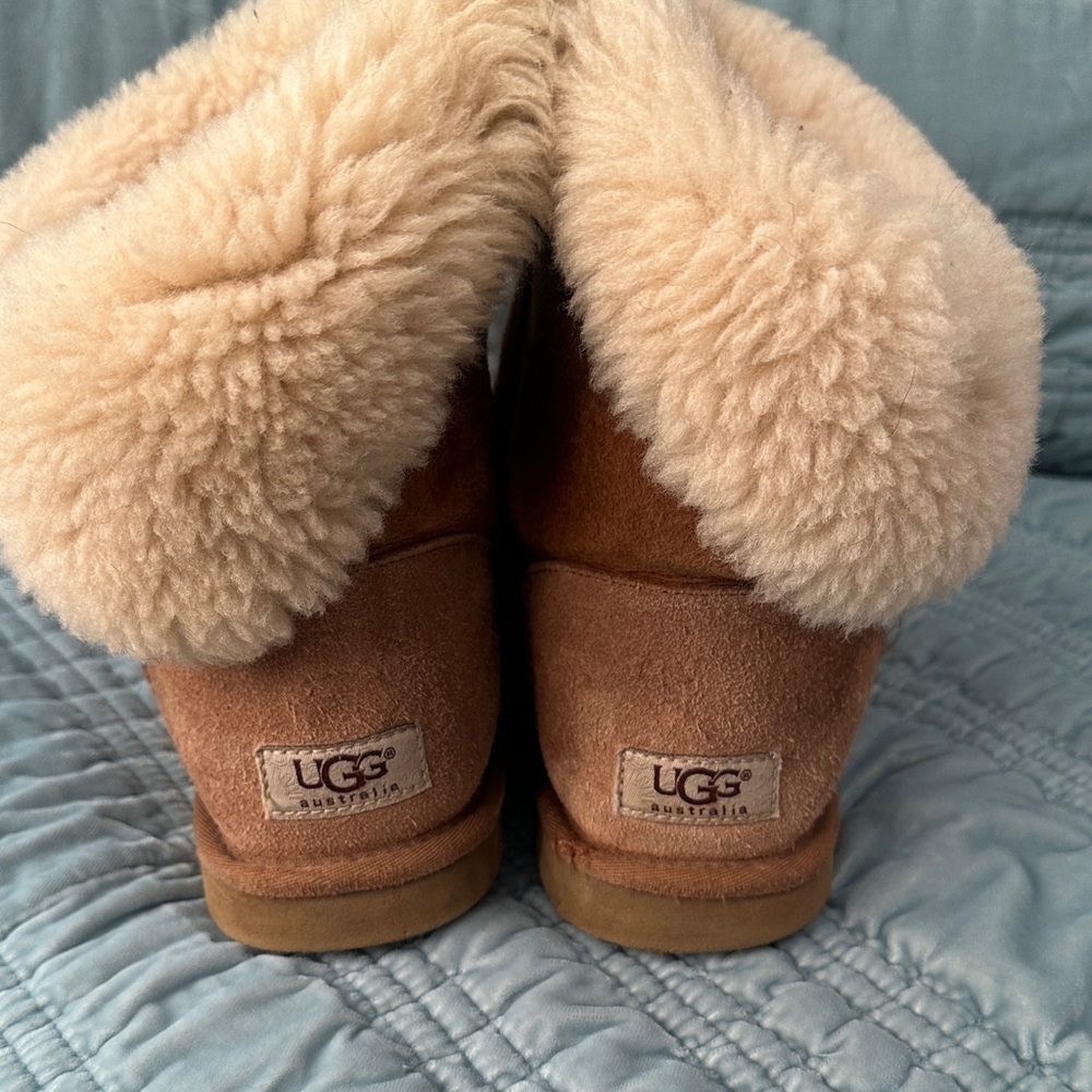 UGG Tan Sheepskin Footwear